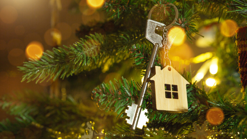 Enjoying the Holidays in the Midst of Relocating to St. Louis | RedKey Realty Leaders